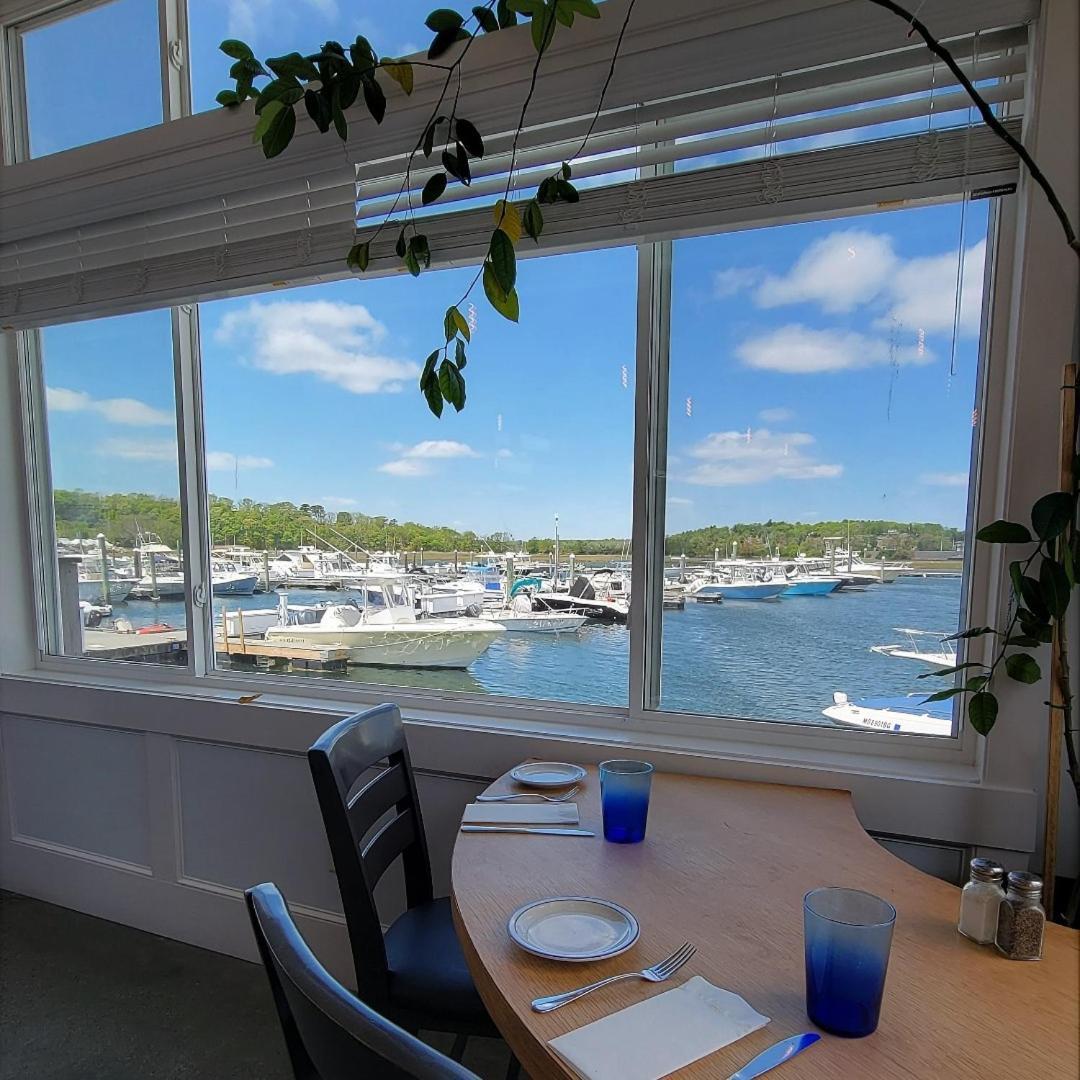 The Hotel At Cape Ann Marina Gloucester Exterior photo